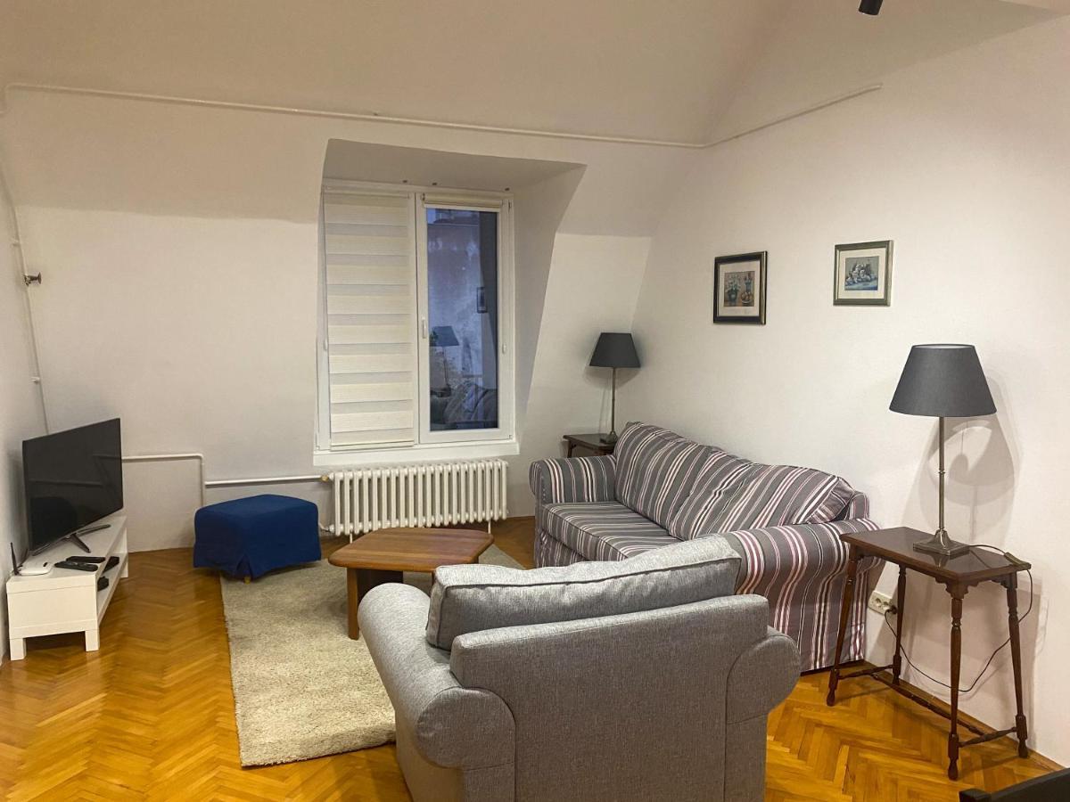Lord'S Apartment Belgrado Esterno foto